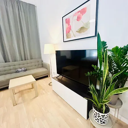 New Design & Style 50m From Wenceslas Square Daire *