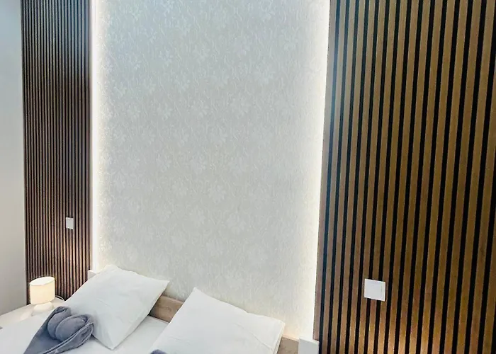 New Design & Style 50m From Wenceslas Square *