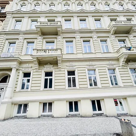 New Design & Style 50m From Wenceslas Square Praga